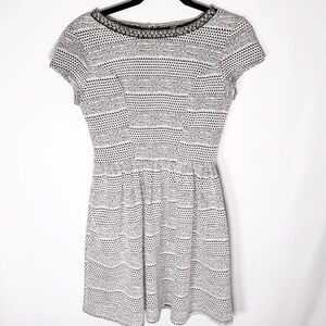 Xhilaration Black & White Midi or mini Dress size XS